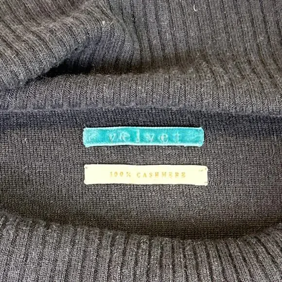 Velvet 100% Cashmere Sweater Women’s Medium Black Cowl Neck Luxury Soft Knit - Picture 3 of 7